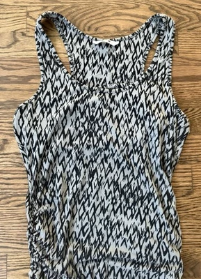 Vestido para mujer Three Dots cuello redondo espalda cruzada ceñido al cuerpo gris/negro cómodo talla M Foto 1 de 4