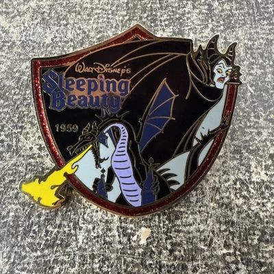 2002 年迪士尼乐园 1959 年睡美人沉睡龙徽章限量版/2000 — 第 1/2 张图片