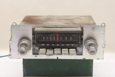 Original 1965 Mercury AM Push Button Radio Interior Dash Assembly C5MF-19A004 - Imagem 1 de 4