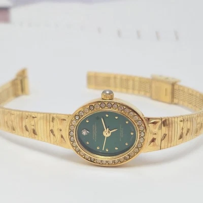 Vintage Prestige by Waltham Relógio de Quartzo Tom Dourado Mostrador Verde Moldura de Strass - Imagem 1 de 4