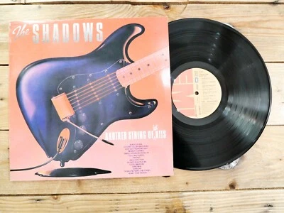 THE SHADOWS ANOTHER STRING OF HOT HITS 33T LP VINYLE EX COVER EX ORIGINAL 1980 - Photo 1/4