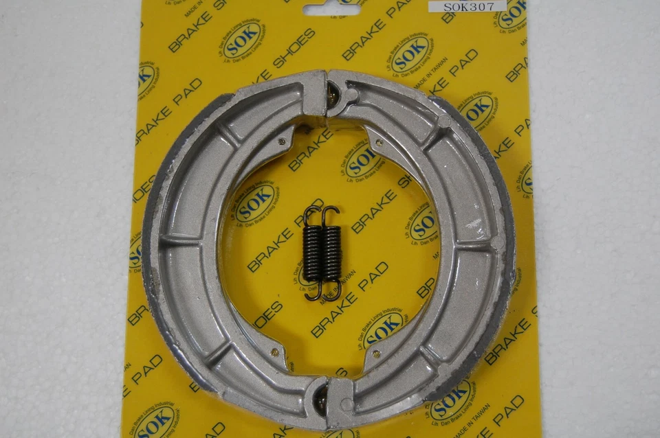 REAR BRAKE SHOES+Springs fit SUZUKI GT 250 Hustler 1973-1977 GT250 - Image 1 of 1