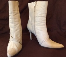 COUP DETAT Women’s  ankle boots WHITE/ size 7