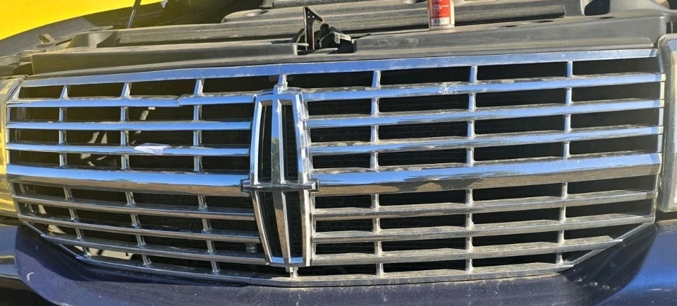2007 - 2014 Lincoln Navigator Front UPPER Radiator Bumper Grille Chrome OEM - Image 1 of 1