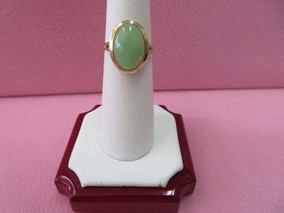 Anillo Banda Jadeíta Verde Oro Amarillo Sólido 14k Tamaño 6.25/2.33 Gramos Foto 1 de 4