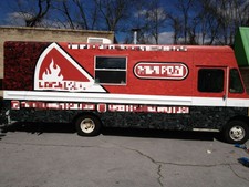 2003 Workhorse Brick Oven Pizza Truck for Sale in Tennessee!