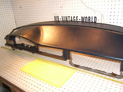 Mercedes Early W124 300 CE,TE,E real front All BLUE Mercedes Dash 1 Pad Only,T 1 - Image 1 of 4