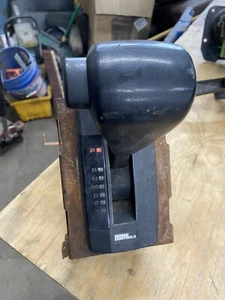 04 GMC T6500 AUTOMATIC FLOOR SHIFTER TESTED GOOD SEE PICS - Picture 1 of 2