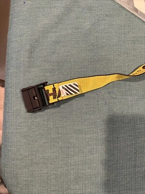 Cinturón Industrial BLANCO ROTO 100% Auténtico Cinturón de Diseñador (Virgil Abloh) Foto 1 de 4