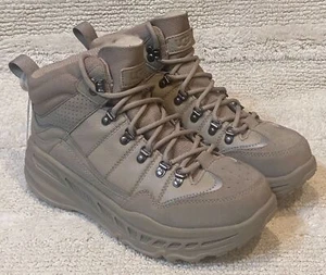 UGG AUSTRALIA CA805 Hiker Weather Beige Sheepskin Lined Ankle Boots NEW Mens 9 - Picture 1 of 18