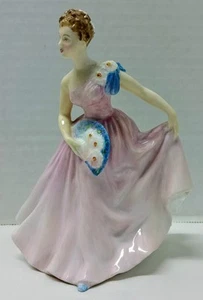 Vintage Royal Doulton England "INVITATION" #HN2170 Figurine 5 1/2'' Tall 1955 - Picture 1 of 11