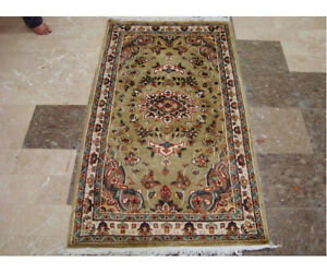 New Ivory Medallion Flowers Area Rug Hand Knotted Wool Silk Carpet (5 x 3)'