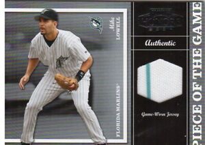 2004 Playoff Honors Piece of the Game Jersey Card #19 Mike Lowell /250  