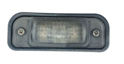 MERCEDES BENZ W220 S430 S500 2000-06 MALETERO TRASERO PUERTA LEVADIZA ILUMINACIÓN EXTERIOR K3062 Foto 1 de 4