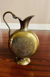 VINTAGE SOLID BRASS VASE WITH HANDLE - Picture 1 of 11