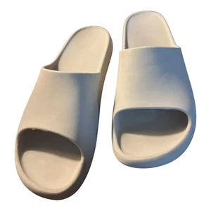 VRST Herren Sandalen Pantoletten von Dick’s Sporting Goods - Größe 10, hellbraun/khaki - Bild 1 von 5