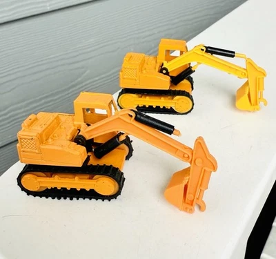 Vintage Zylmex P314 Escavadeira Hidráulica Articulando Lança Diecast Lote de 2 Brinquedos - Imagem 1 de 4