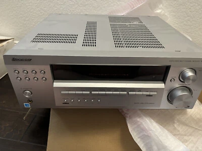 Vintage PIONEER VSX-D414S Multi Channel Audio Video Receiver (Silver) Works - Image 1 of 4