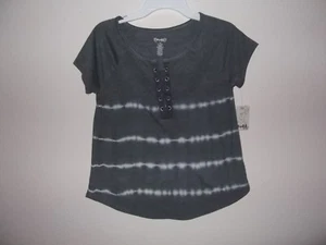 MUDD - GIRLS - LACE UP T-SHIRT - BLACK TIE DYE - SIZE 7/8       (AC-27-242x2) - Picture 1 of 3