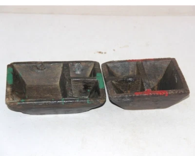 1850's 2Pc Old Wooden Trible Handcrafted Square Shape Eating / Spices Bowl 10258 Foto 1 de 4