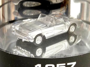 Hot Wheels 1957 Chevrolet Corvette Silver Vetrina Limitata - Foto 1 di 7
