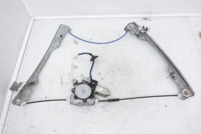 2002-2006 Nissan Altima Front Passenger Window Motor & Regulator Oem 80721-8J000 - Image 1 of 4