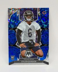 Panini Mosaic Rookies 2022 No Huddle Blue Prizm/75 Kyler Gordon #384 Rookie RC - Imagen 1 de 2