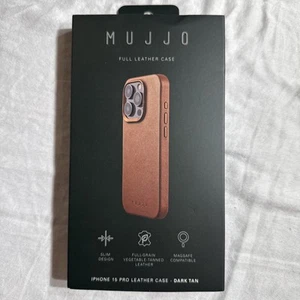 Mujjo Premium Leather Magnetic Case / iPhone 15 Pro MagSafe Compatible Dark Tan - Photo 1 sur 3