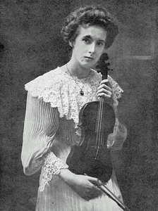 Violinist Marie Hall 1904 Photo Article 9568 - Picture 1 of 2