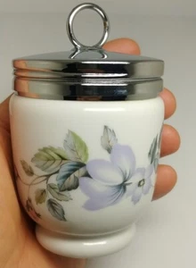 Guirnalda de junio Royal Worcester de colección tamaño king grande (2 huevos) huevo mimado - Imagen 1 de 6