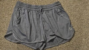 Reebok Women's Running Shorts Gray Size XL - Picture 1 of 4