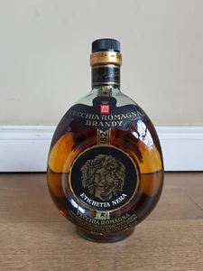 Brandy VECCHIA ROMAGNA Etichetta Nera Anni '70 VINTAGE sigillata 700ml, 40 gradi - Foto 1 di 6