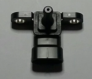 Genuine OEM Kubota 1J500-59670 Boost Sensor - Picture 1 of 5