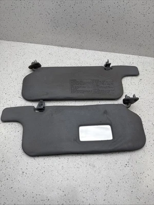 1997 Toyota RAV4 Driver & Passenger Side Sun Visor Pair  OEM Foto 1 de 4