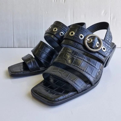 Sol Sana Paulie Black Embossed Croc Leather Buckle Detail Cuban Heels Size 41 Foto 1 de 4