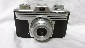 Vintage 50er Jahre ILOCA QUICK-A analoge Kleinbildkamera. FUNKTIONIERT! - Bild 1 von 3