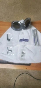Finishing Touch Double Razor Set W/Accessories Plus A Towel & Lighted Mirror - Picture 1 of 1