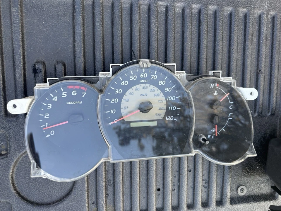 Toyota Tacoma 2007 velocímetro calibre clúster Foto 1 de 4