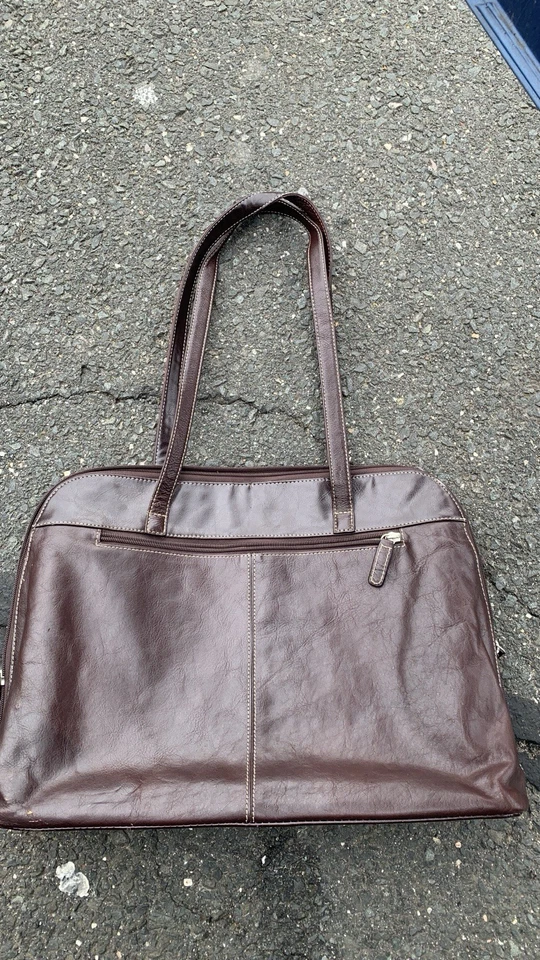 Bolso/maletín/computadora de viaje grande Buxton Euro, marrón, cuero, bolso de hombro Foto 1 de 4