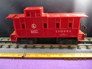 VINTAGE LIONEL TOY TRAINS O 27 GAUGE CABOOSE CAR LIONEL LINES RED RD # 625 - Picture 1 of 7