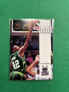 1993-94 SkyBox Premium Milwaukee Bucks Basketball Card #244 Vin Baker Rookie