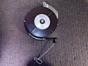 Retractor de herramientas HUBBELL, 8,0 pies, para 10,0-15,0 lb (K) - Imagen 1 de 6