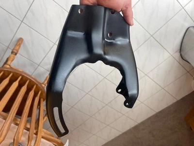 1968-71 OLDSMOBILE ALTERNATOR FRONT BRACKET W/AC OEM GM  CLEAN - Image 1 of 4