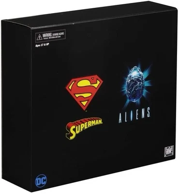 NECA 2019 ComicCon SDCC Exclusive Superman VS Aliens Set 2 Pack - Immagine 1 di 4