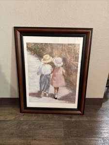 Ivan Anderson - "Girl and Boy Walking" - Gerahmte Kunst 29”x22,5” gerahmt und mattiert - Bild 1 von 24