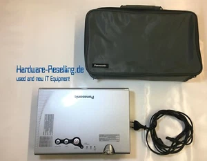 Panasonic Beamer PT-LC76E avec Télécommande - Photo 1/1