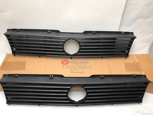 2 NEW FITS VOLKSWAGEN VW GOLF GTI JETTA GRILL GRILLE BADGELESS FRONT 85-2000 SET - Picture 1 of 12