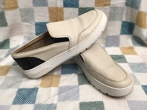 Vionic Dinora Leather Croc Loafers CREAM Slip On Shoes Women's 10 EUC - Picture 1 of 7