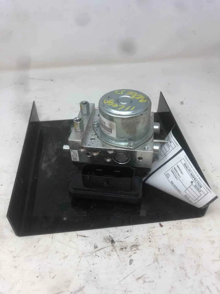 2011 2012 NISSAN LEAF ABS ANTI-LOCK BRAKE PUMP **FREE SHIPPING** - Image 1 of 1