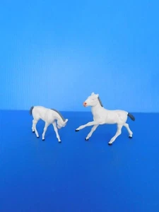 STARLUX / LA FERME : BEL ENSEMBLE DE 2 POULAINS - Imagen 1 de 6